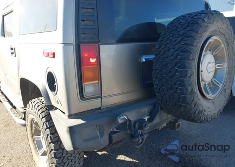 2003 Hummer H2 z USA, uszkodzony, nr VIN 5GRGN23U23H112667